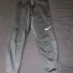Nike capris